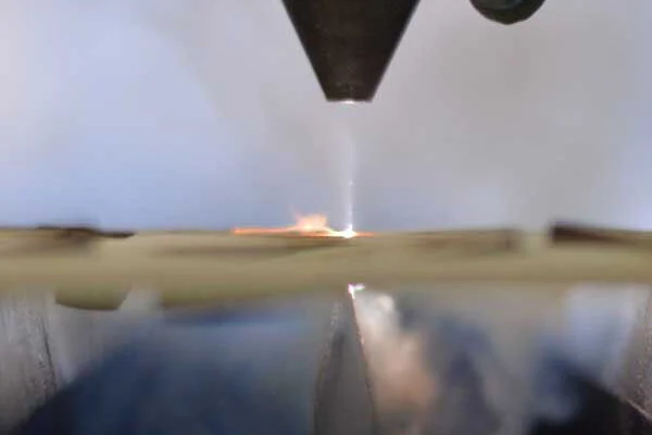 laser cutting dust