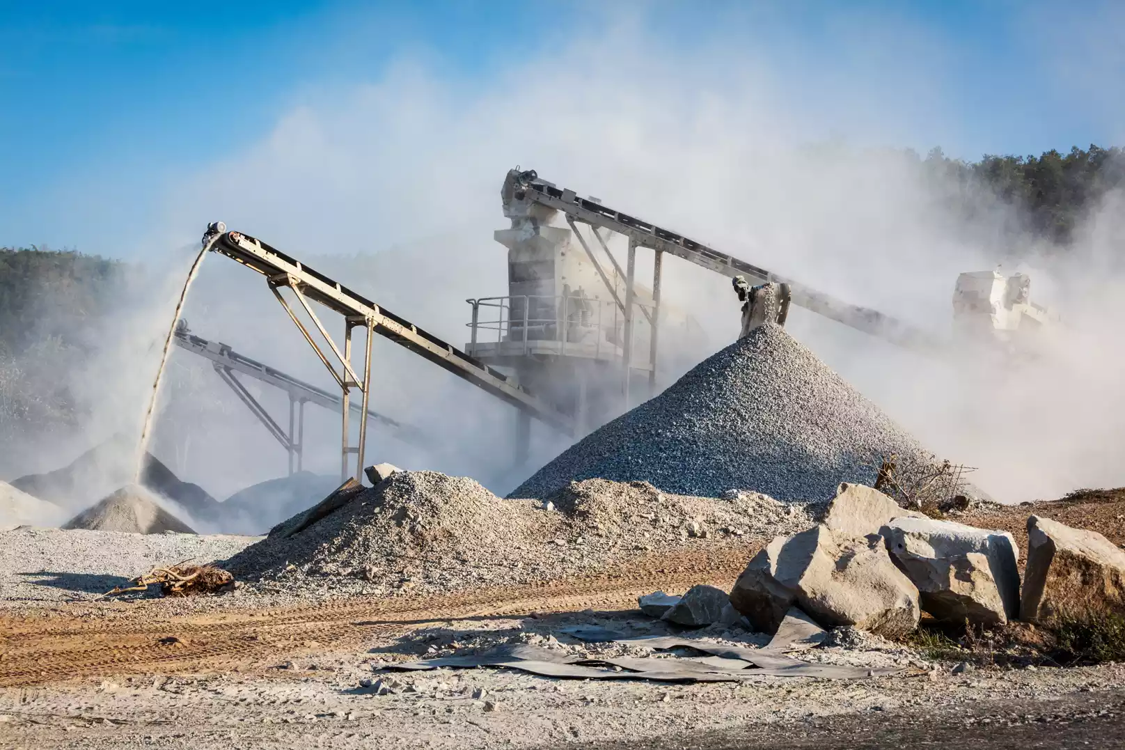 Mining plant in need of dust collection solution for heavy abrasive dust