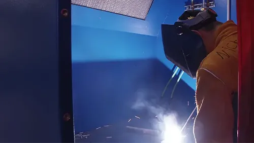 welding tables with fume extraction
